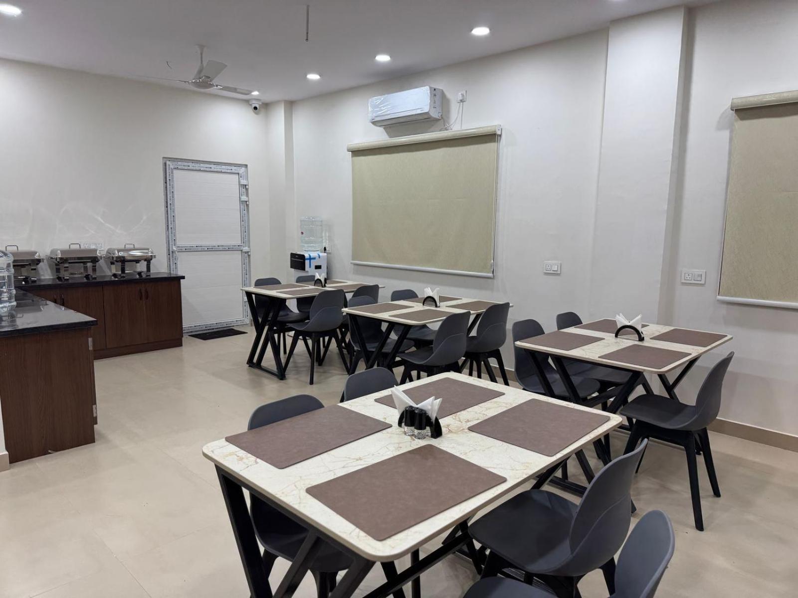 Hotel Apex Inn Hyderabad Airport Exterior photo